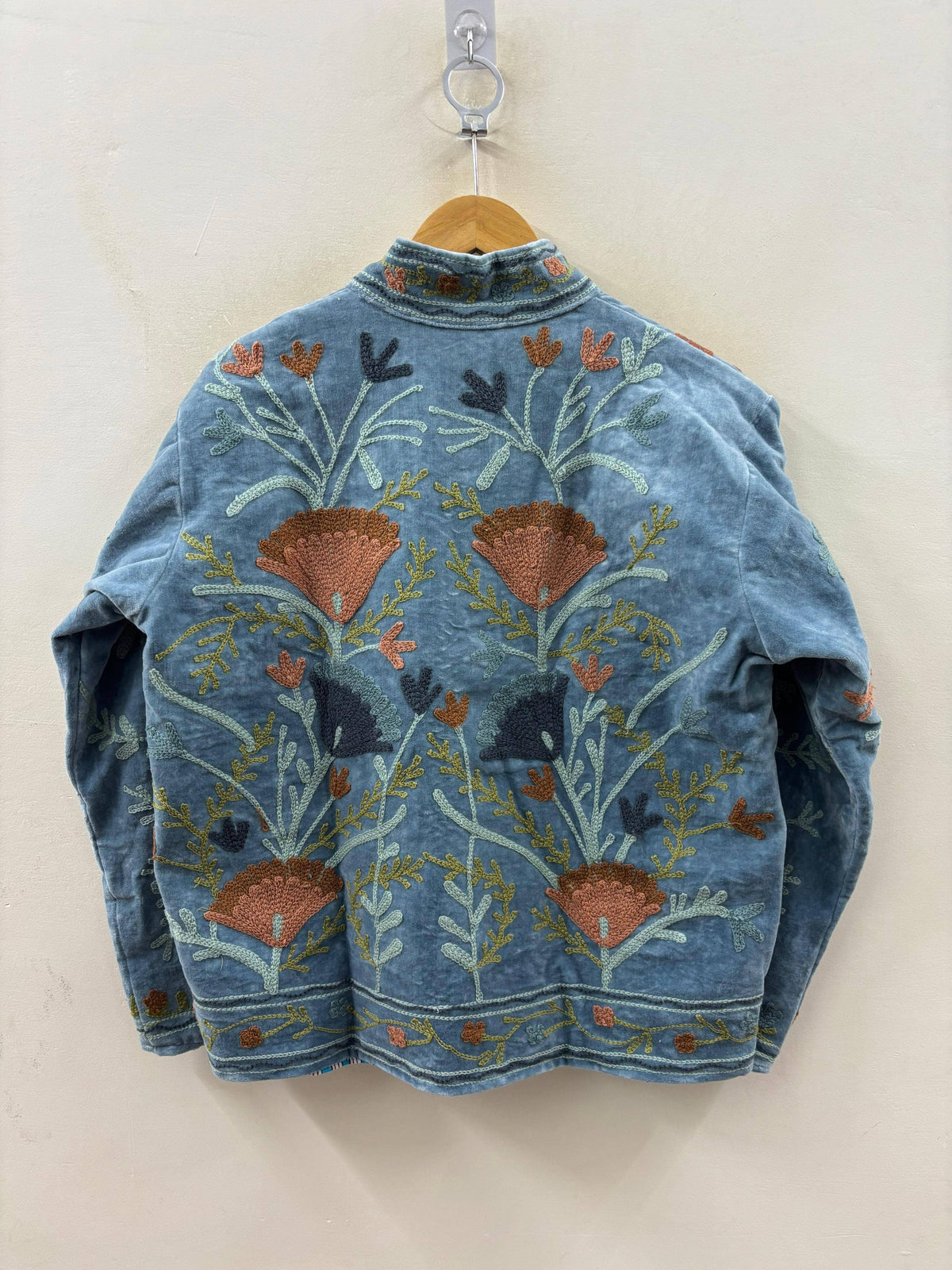 The Garden of Dusk - Hand-Embroidered Velvet Jacket