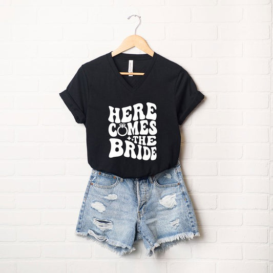 Here Comes The Bride Short Sleeve Graphic Tee