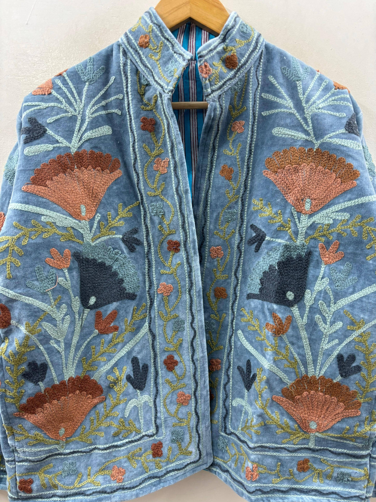 The Garden of Dusk - Hand-Embroidered Velvet Jacket