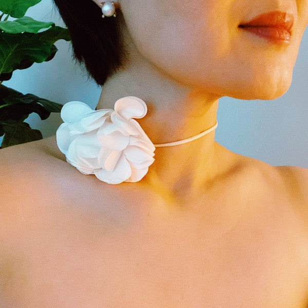 Chiffon Petals Tie Necklace - ONLINE ONLY